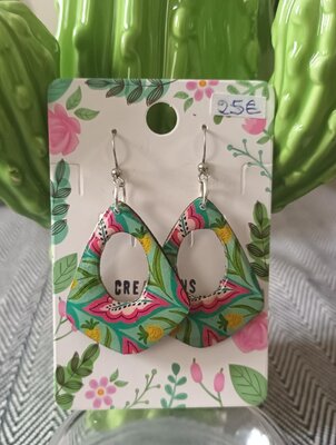 Boucles bois et papier vert