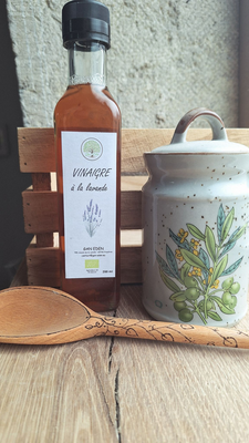 Vinaigre a la lavande