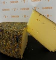 Tomme aux fleurs sauvages