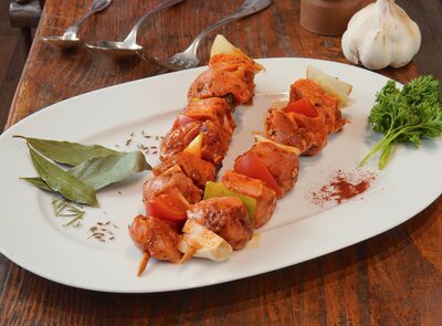 Brochettes de porc marinées (curry) 600g