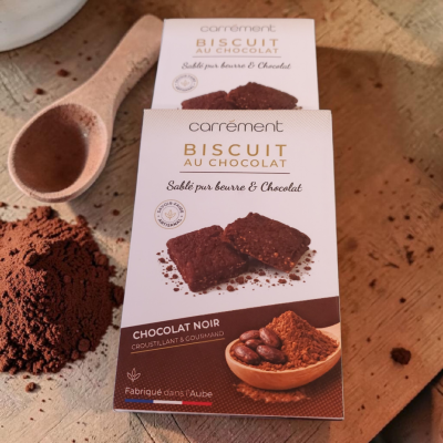 Biscuit au chocolat noir en tablette